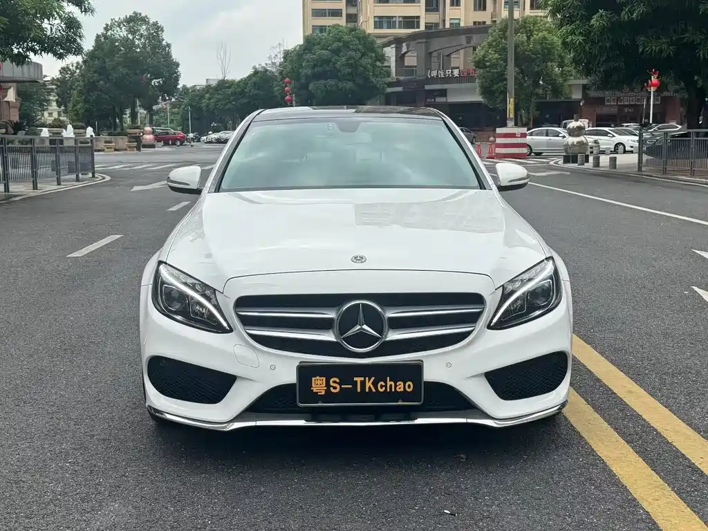 Mercedes-Benz C-Class — миниатюра 2
