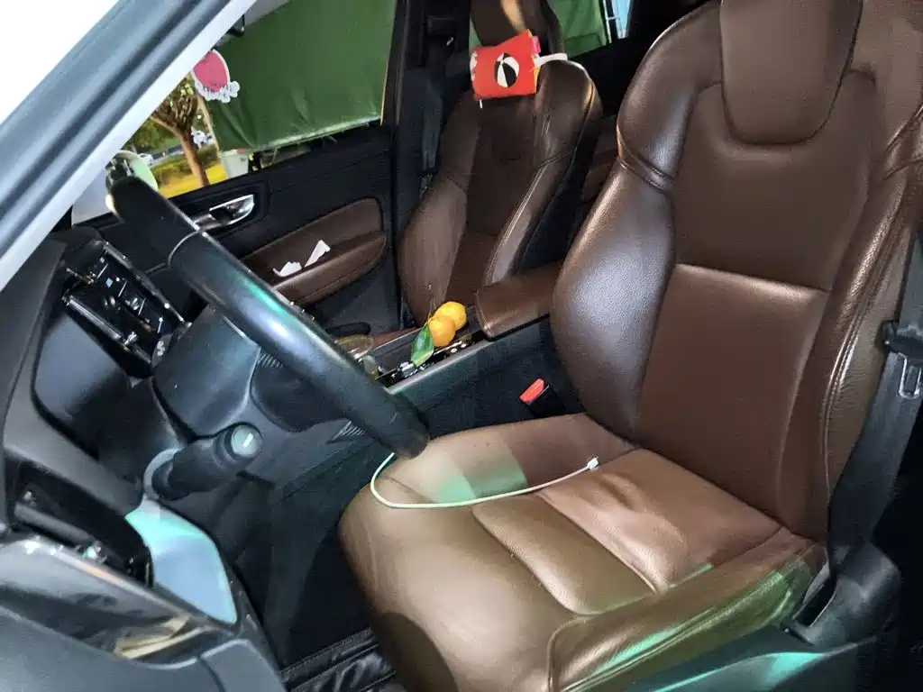 Volvo XC60 — миниатюра 11