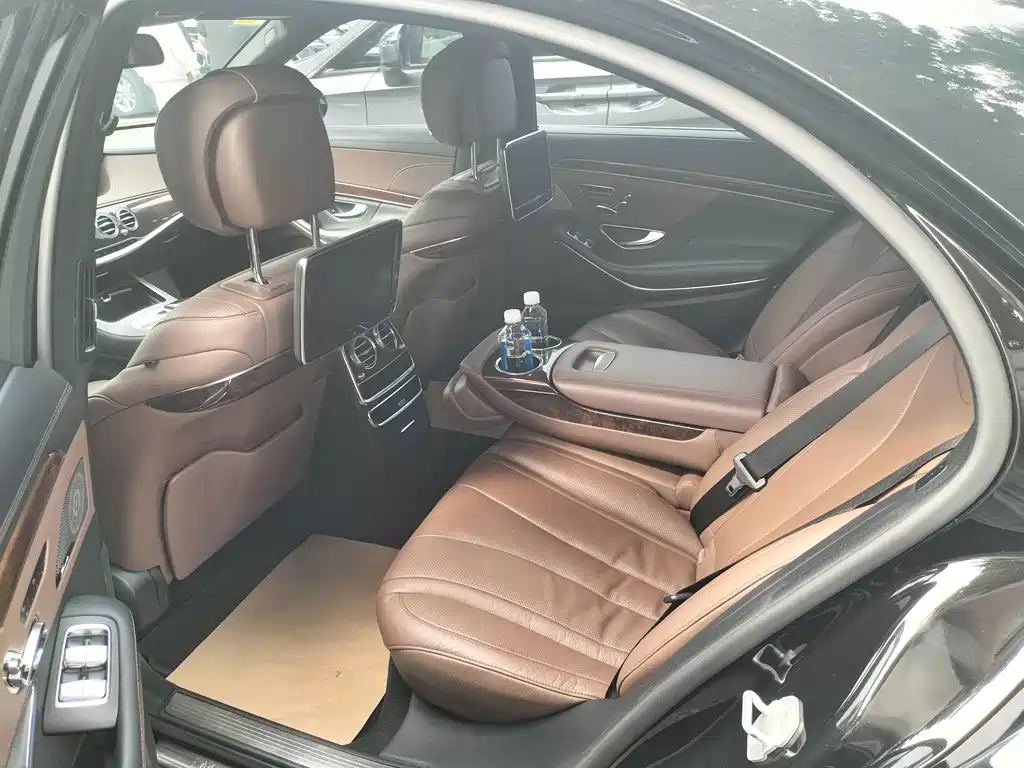 Mercedes-Benz S-Class — миниатюра 8