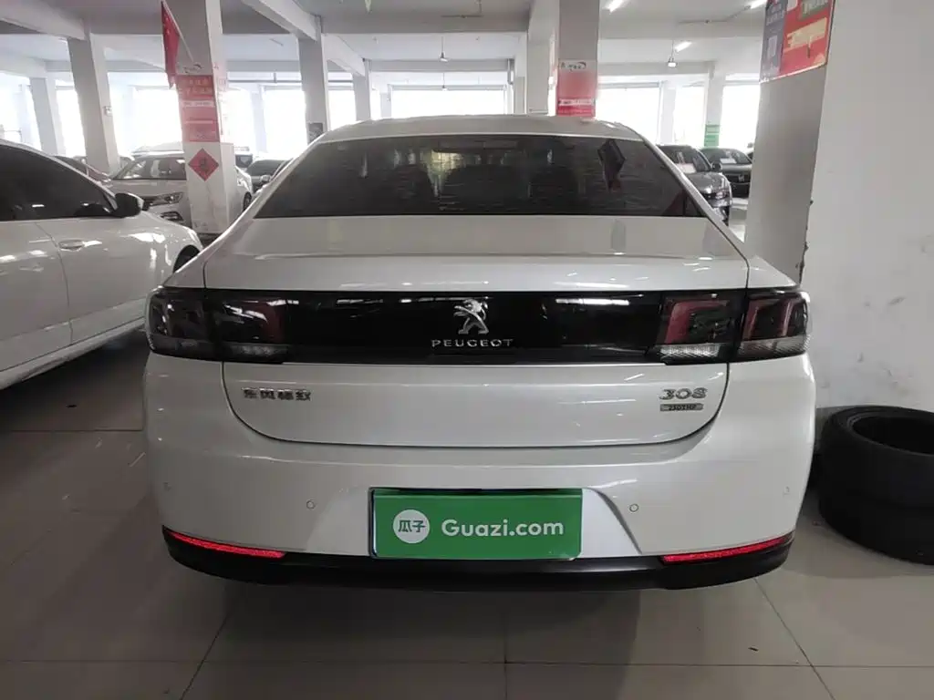 Peugeot 308 — миниатюра 6