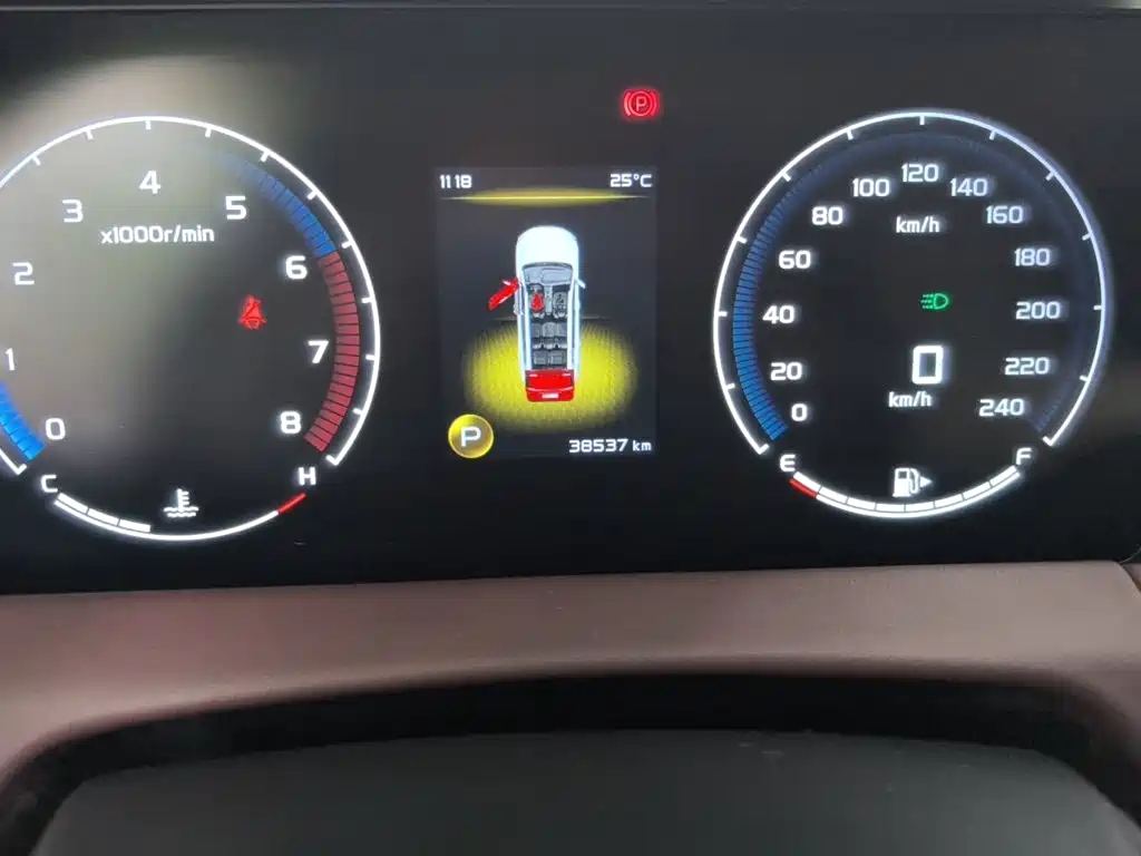 Geely Haoyue — миниатюра 5