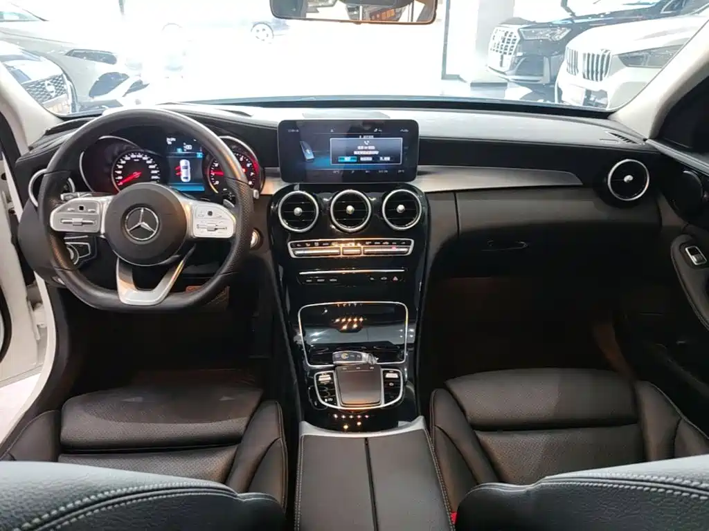 Mercedes-Benz C-Class — миниатюра 10