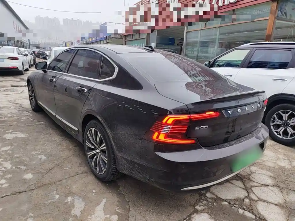 Volvo S90 PHEV — миниатюра 5
