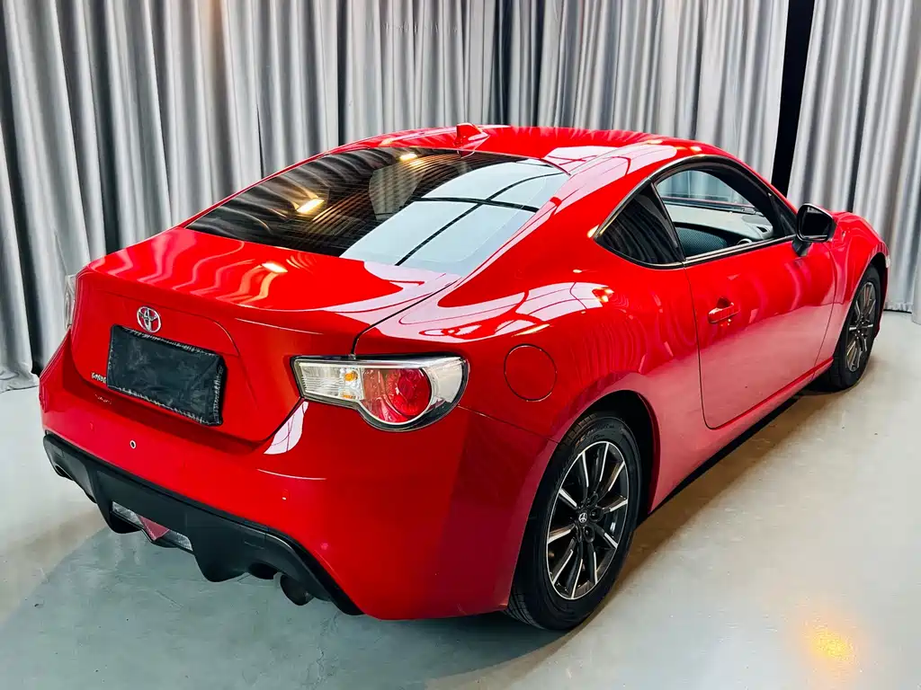 Toyota 86 — миниатюра 4