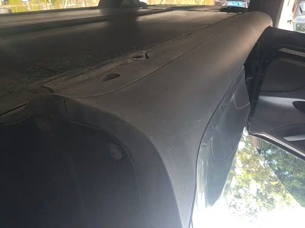 Tesla Model Y — миниатюра 22