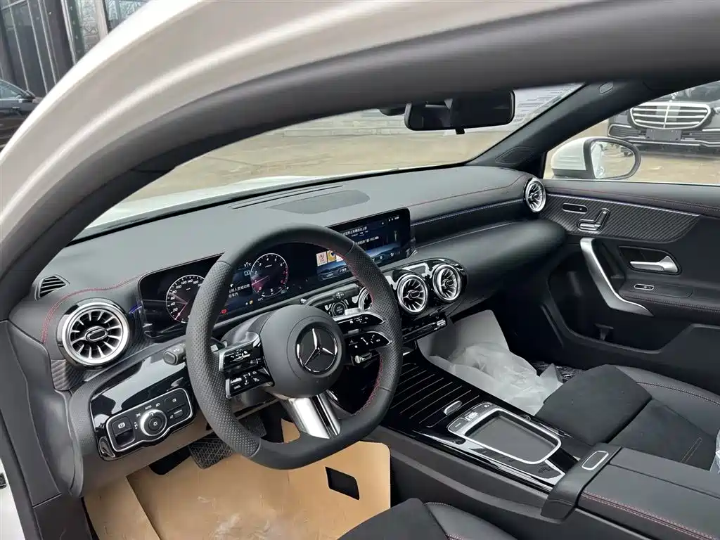 MERCEDES-BENZ A CLASS