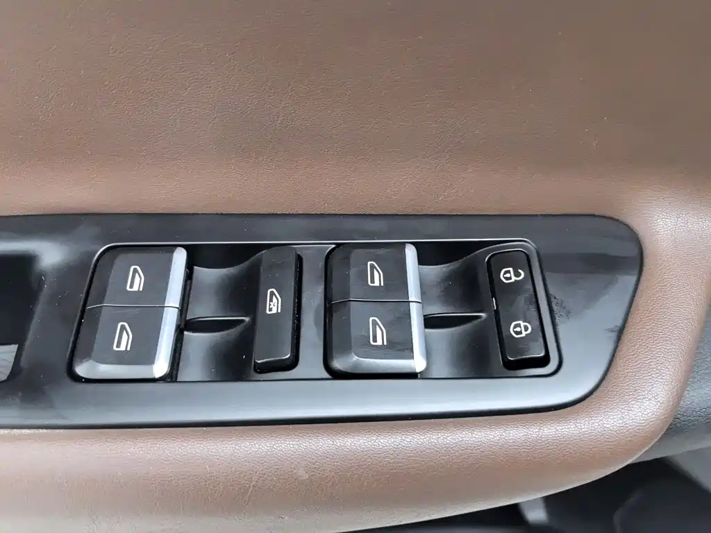 Geely Emgrand GL — миниатюра 9