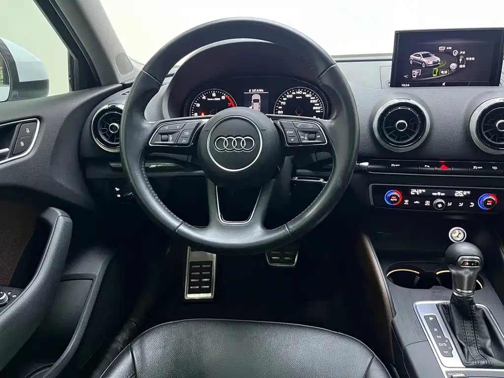 Audi A3 2018 30 Limousine 35 TFSI
