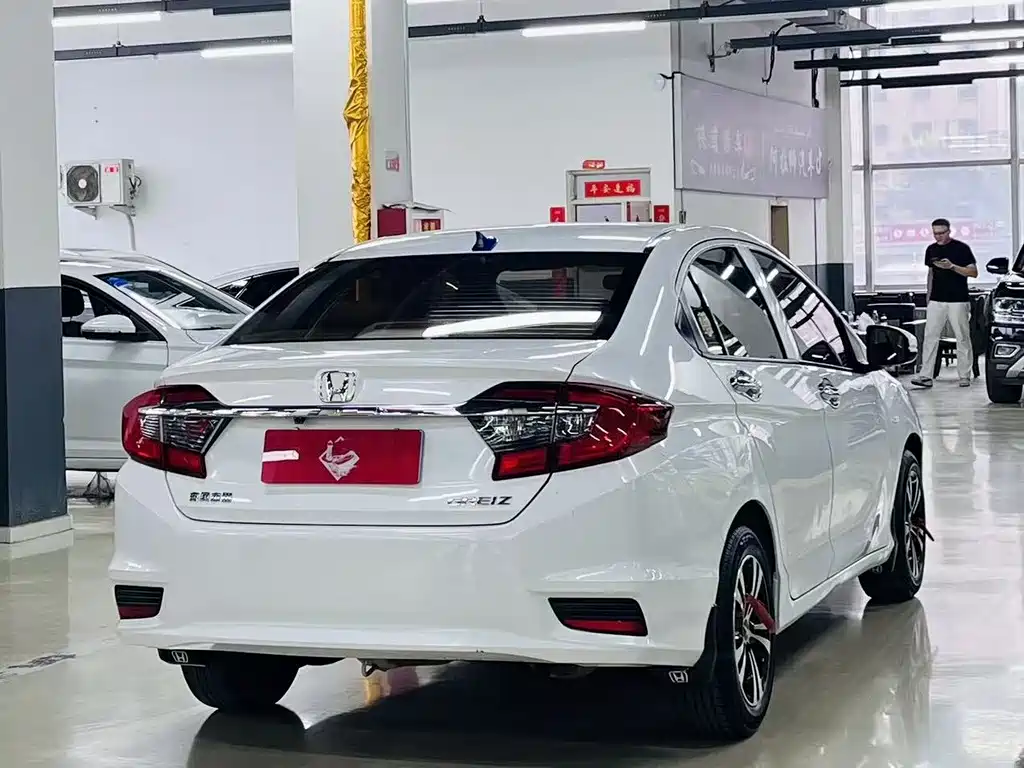 Honda Greiz — миниатюра 15