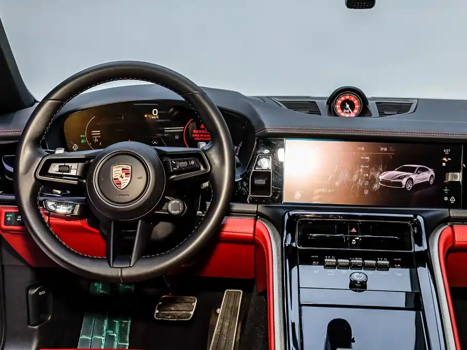 Porsche Panamera — миниатюра 32