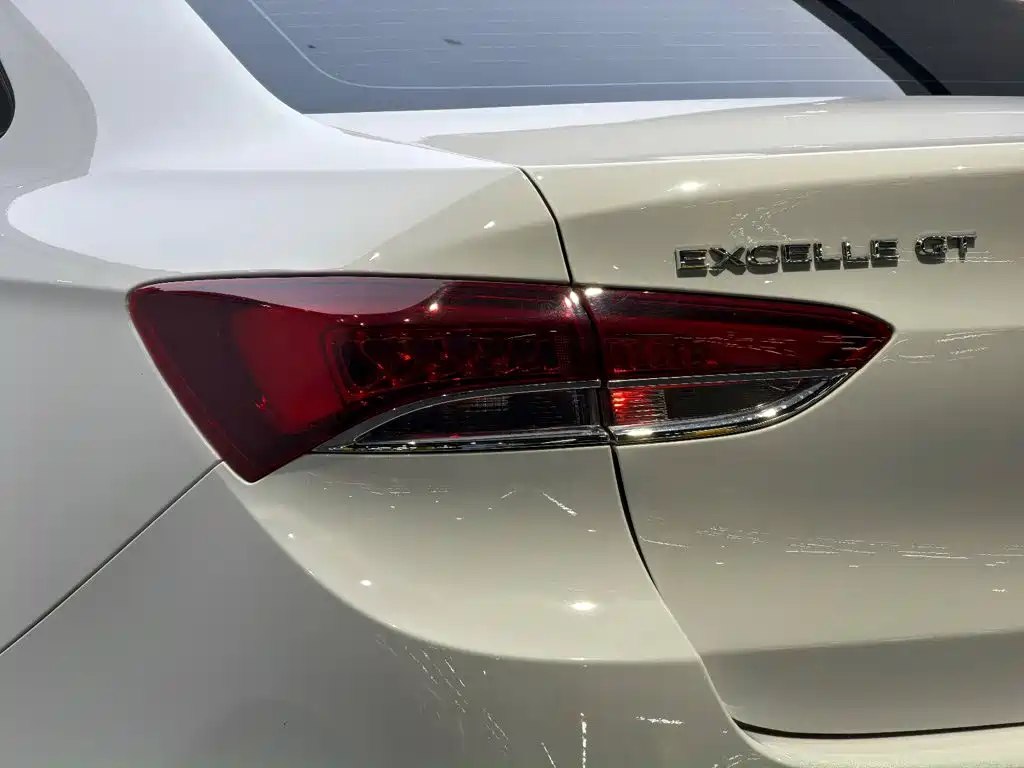 Buick Excelle — миниатюра 14