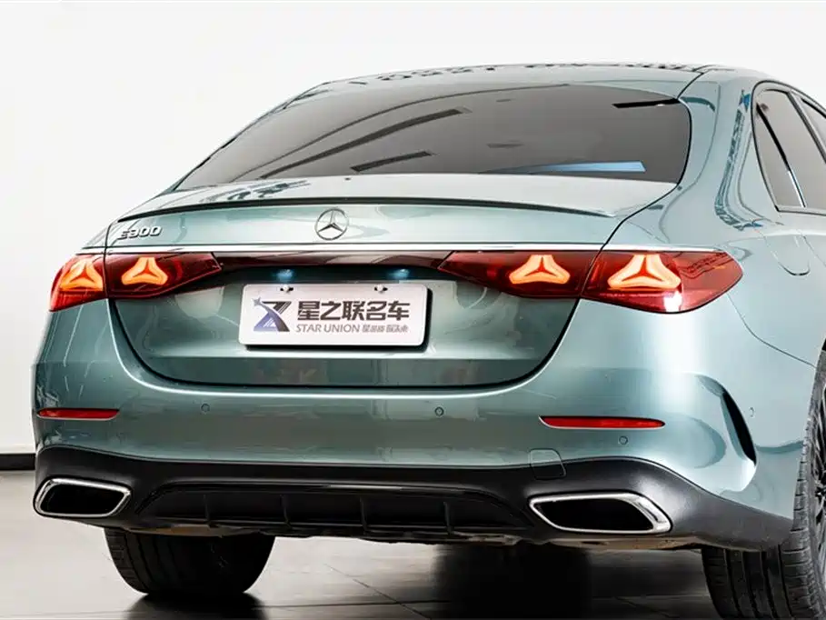 MERCEDES-BENZ E CLASS