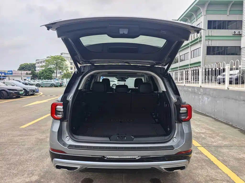 Ford Explorer — миниатюра 16