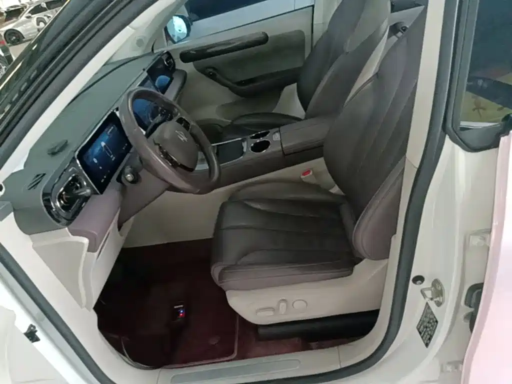 Leapmotor Leapmotor C11 — миниатюра 15