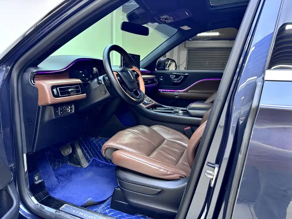 Lincoln Aviator — миниатюра 9