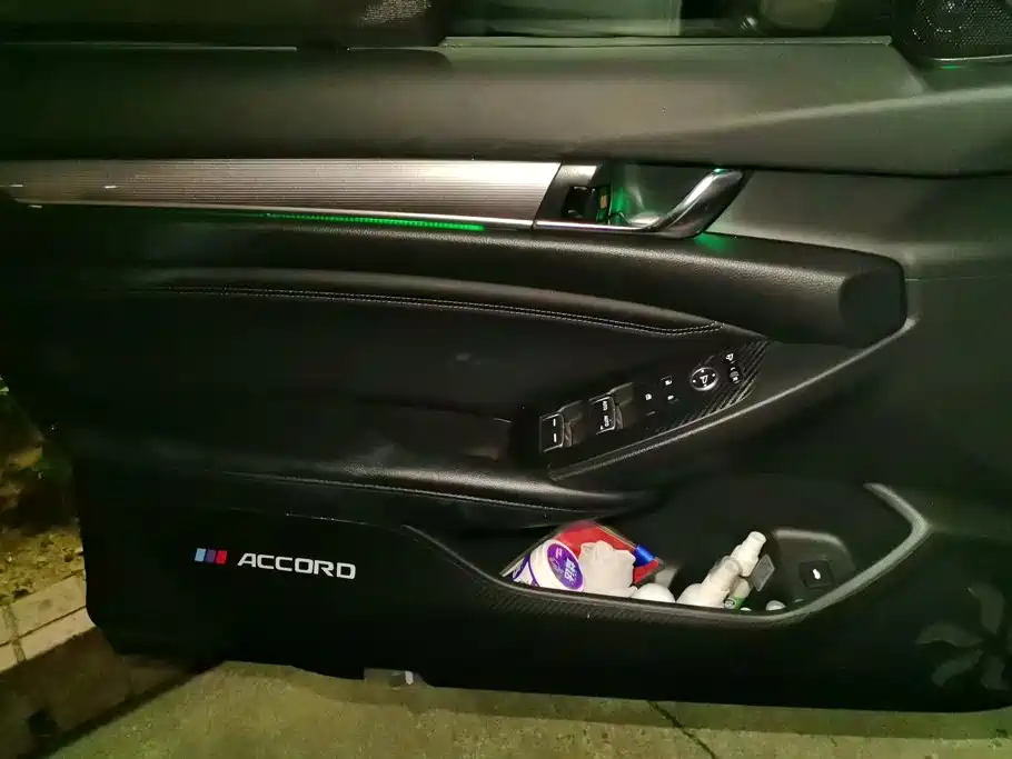 Honda Accord — миниатюра 7