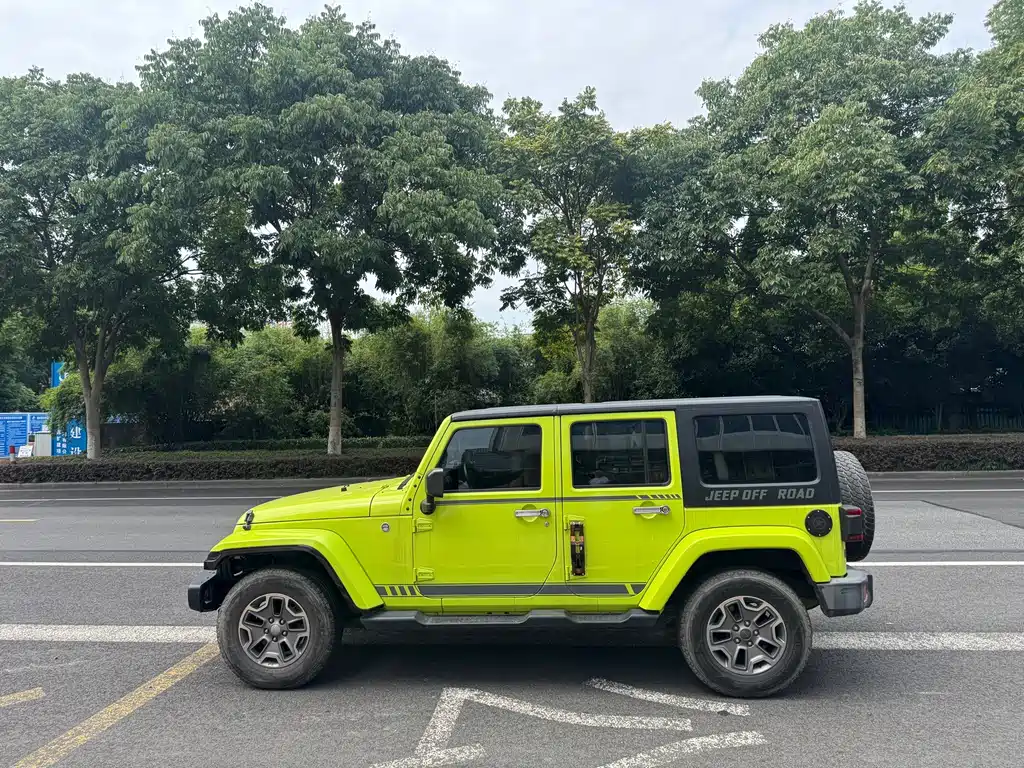 Jeep Wrangler — миниатюра 8