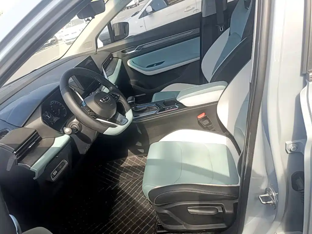 Geely Emgrand S — миниатюра 15