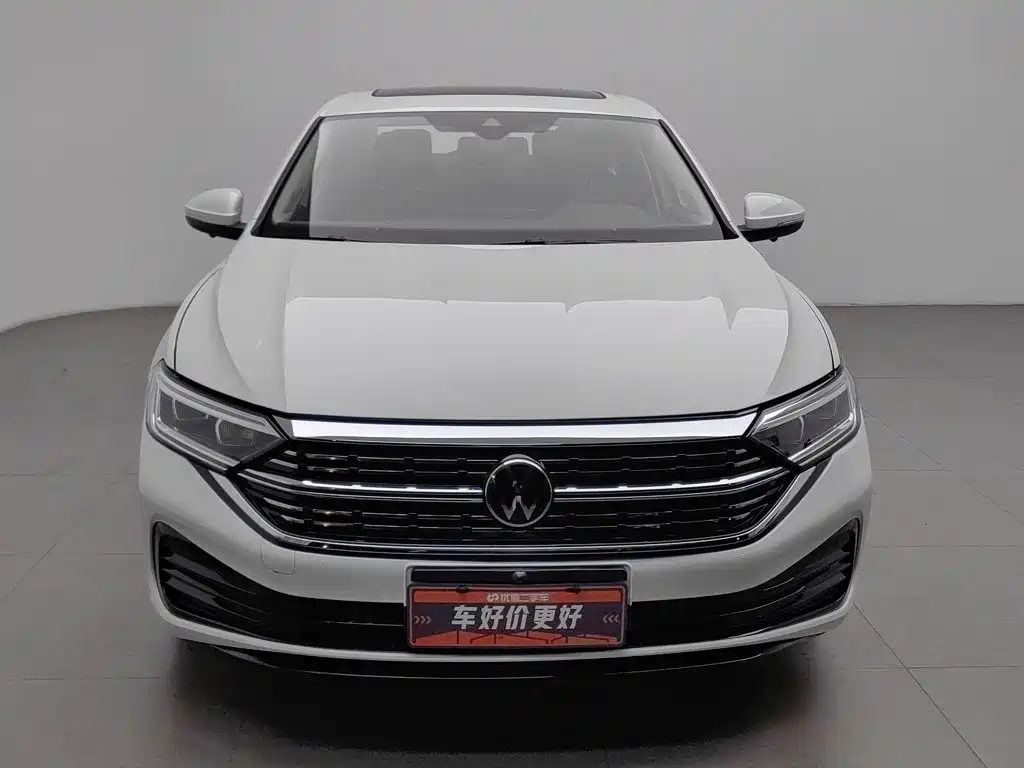 Volkswagen Sagitar — миниатюра 3
