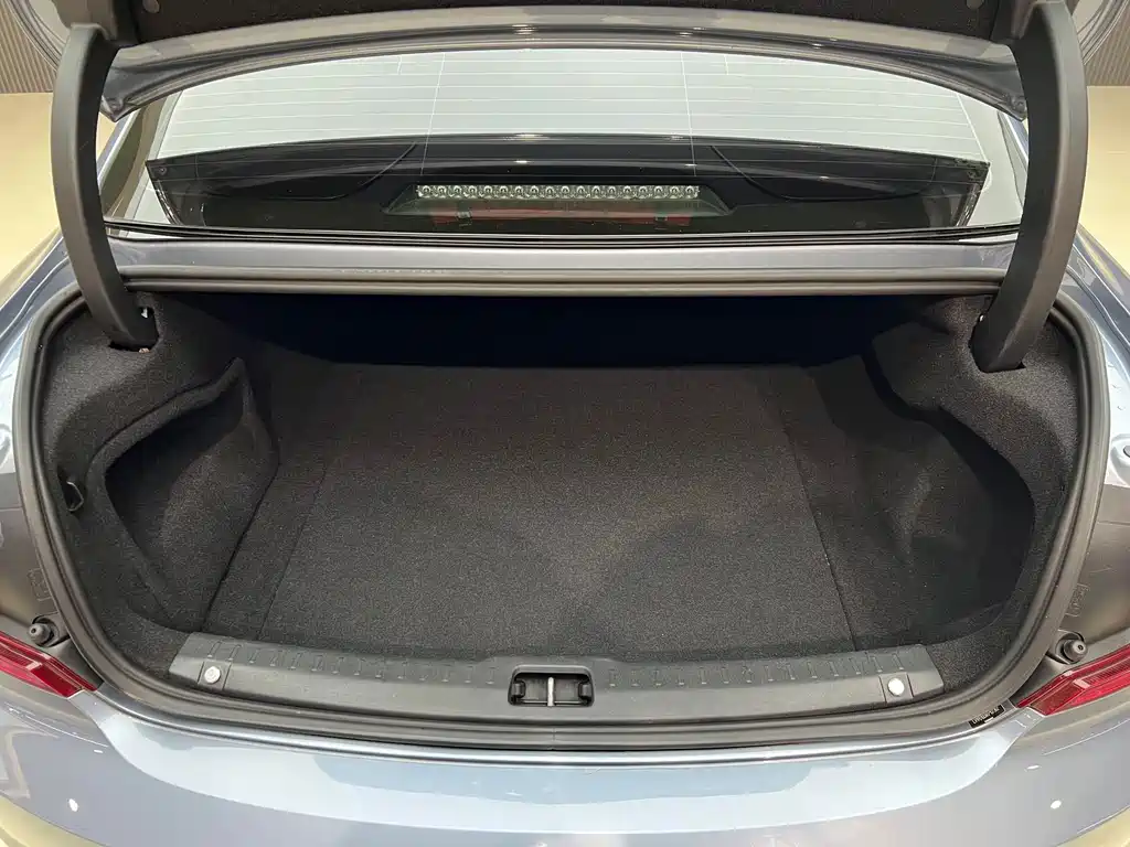 Volvo S90 — миниатюра 18