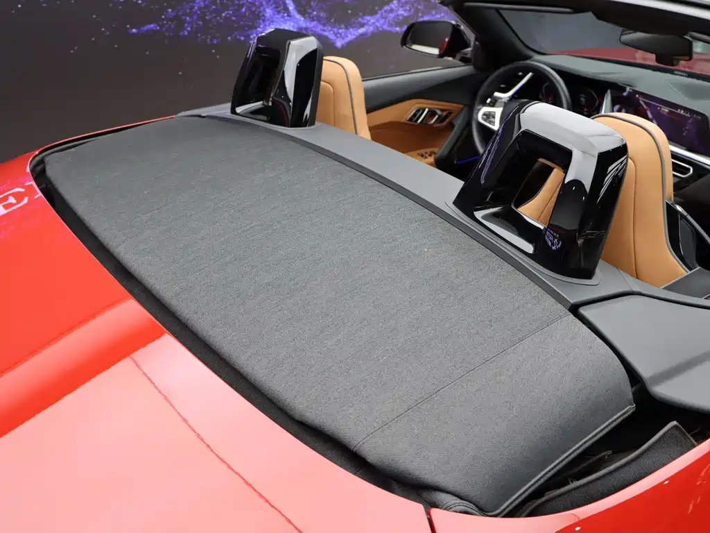 BMW Z4 — миниатюра 9