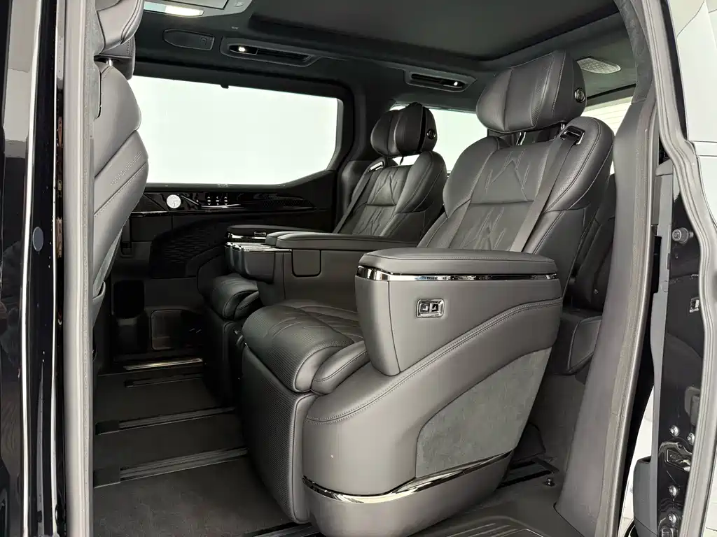 ZEEKR EXTREME KRYPTON 009