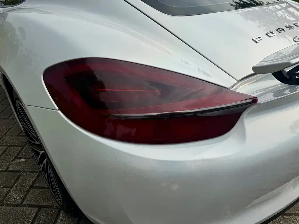 Porsche Cayman — миниатюра 11