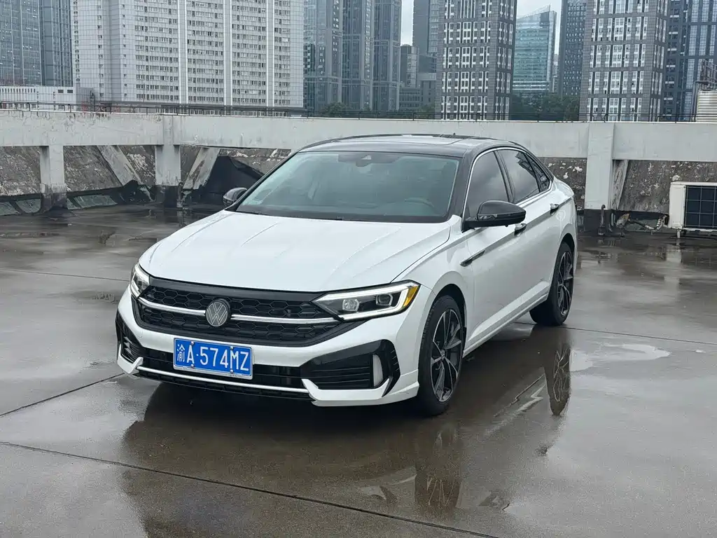 Volkswagen Sagitar