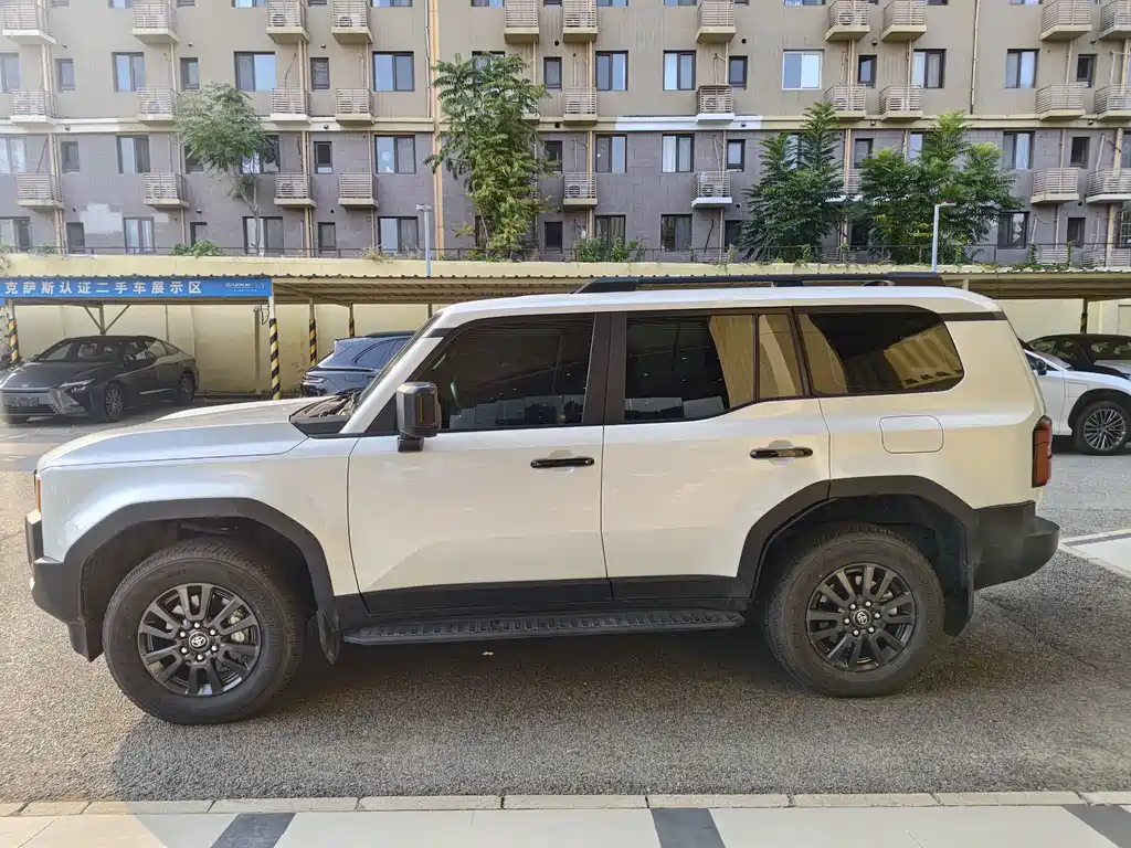 Toyota Prado — миниатюра 3