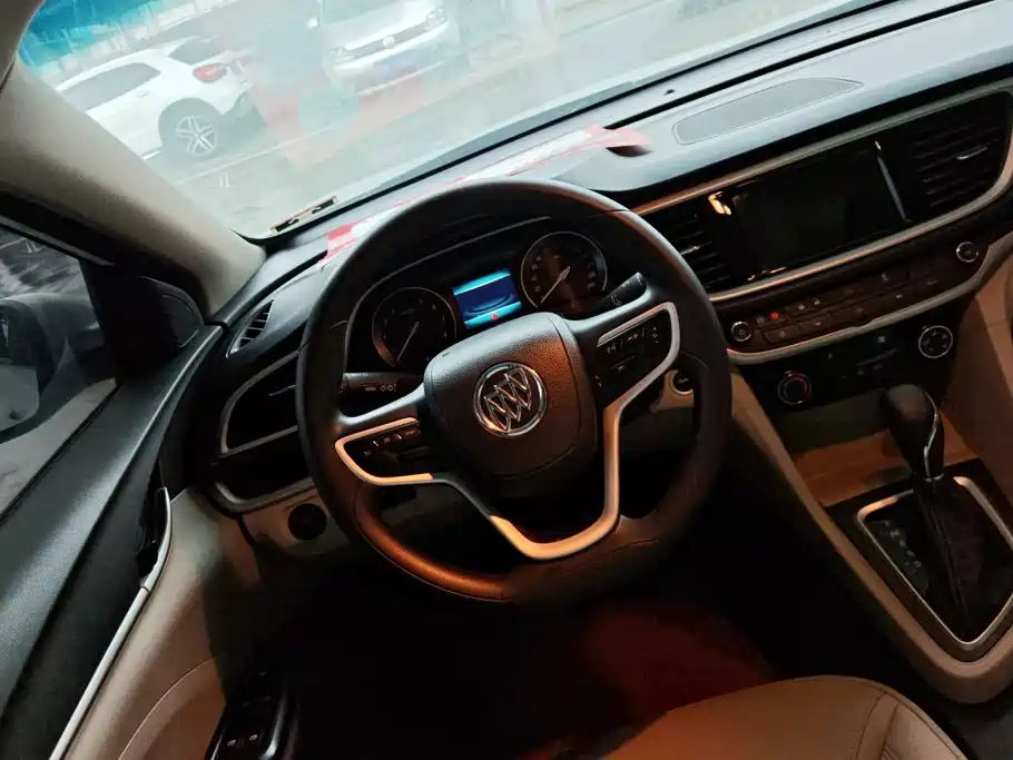Buick Excelle — миниатюра 15