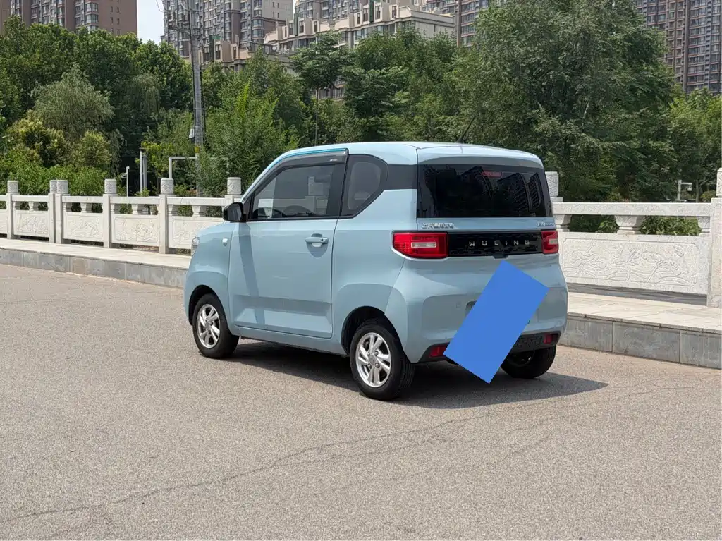 Wuling MINIEV — миниатюра 5