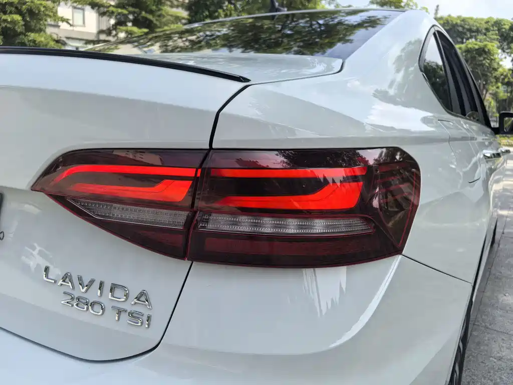 Volkswagen Lavida — миниатюра 16
