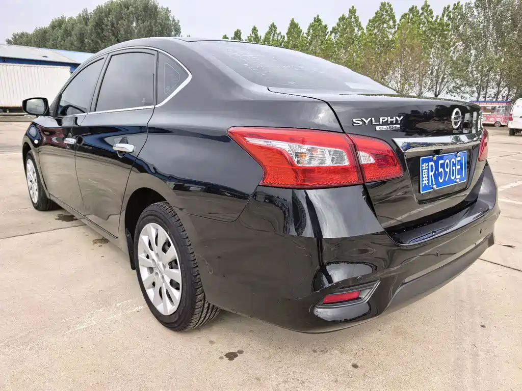 Nissan Sylphy — миниатюра 6