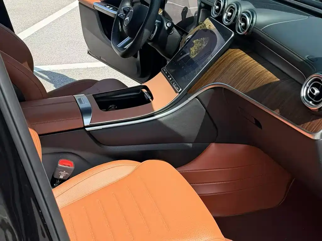 Mercedes-Benz GLC — миниатюра 3