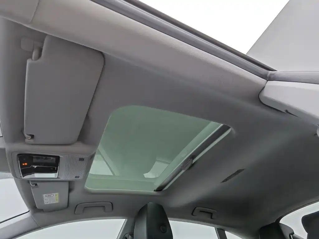 Volkswagen Lamando — миниатюра 14