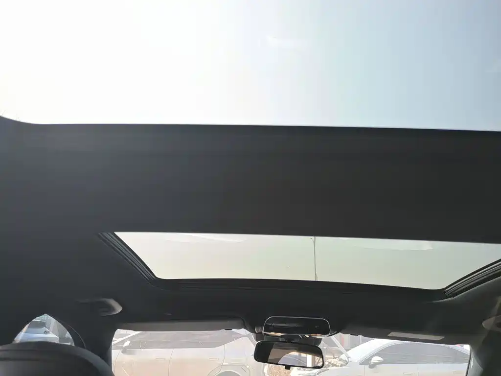 Mercedes-Benz C-Class — миниатюра 18