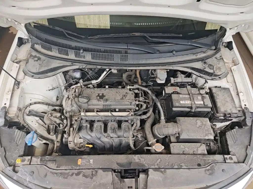 Hyundai Elantra — миниатюра 20