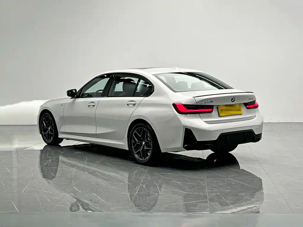 BMW 3 Series — миниатюра 4