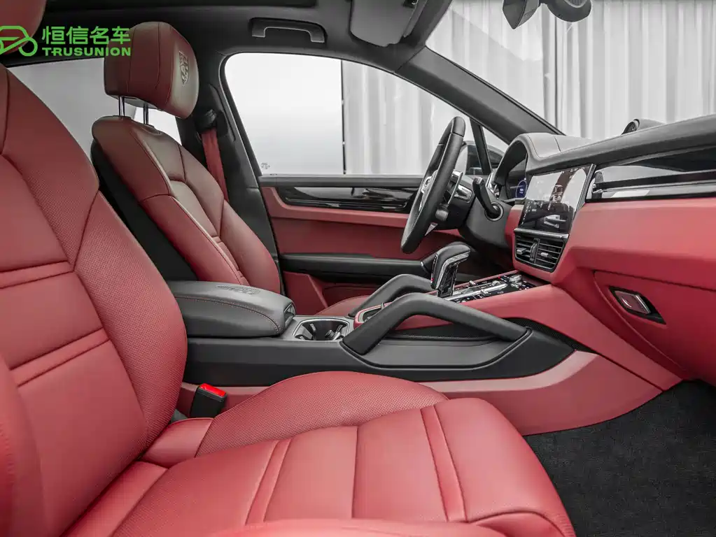 Porsche Cayenne Hybrid — миниатюра 7