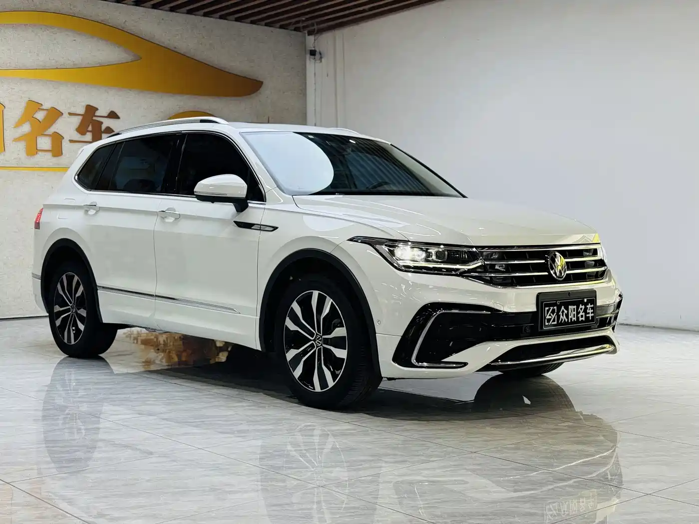 Volkswagen Tiguan L