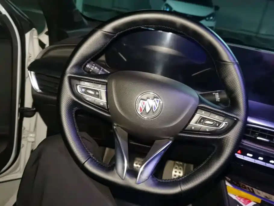 Buick Verano — миниатюра 15