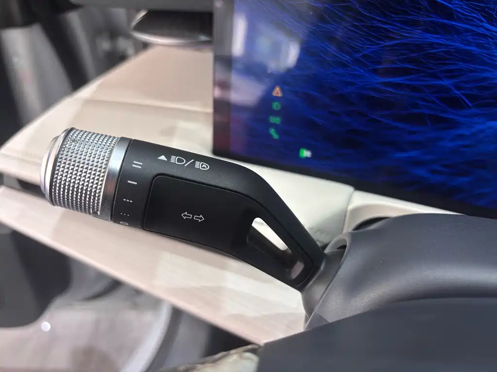 GEELY GALAXY GALAXY E8