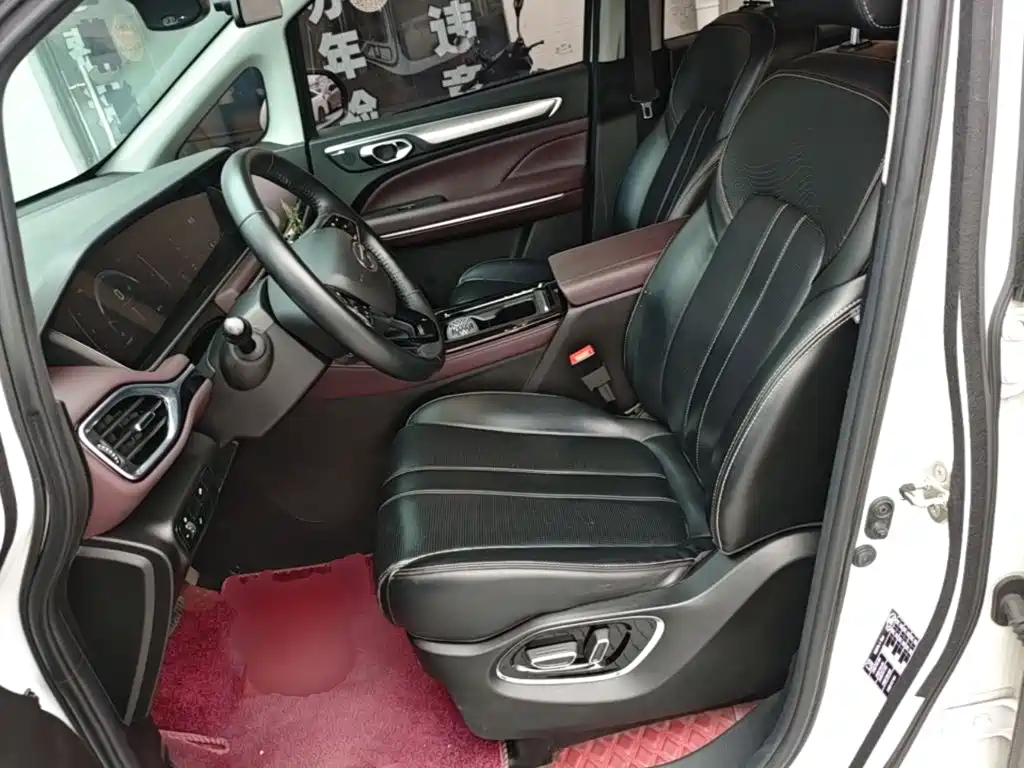 GAC Motor Trumpchi M6 — миниатюра 15