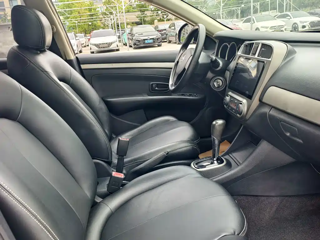 Nissan Sylphy Classic 1.6XE+ CVT Leading Edition, фото 8