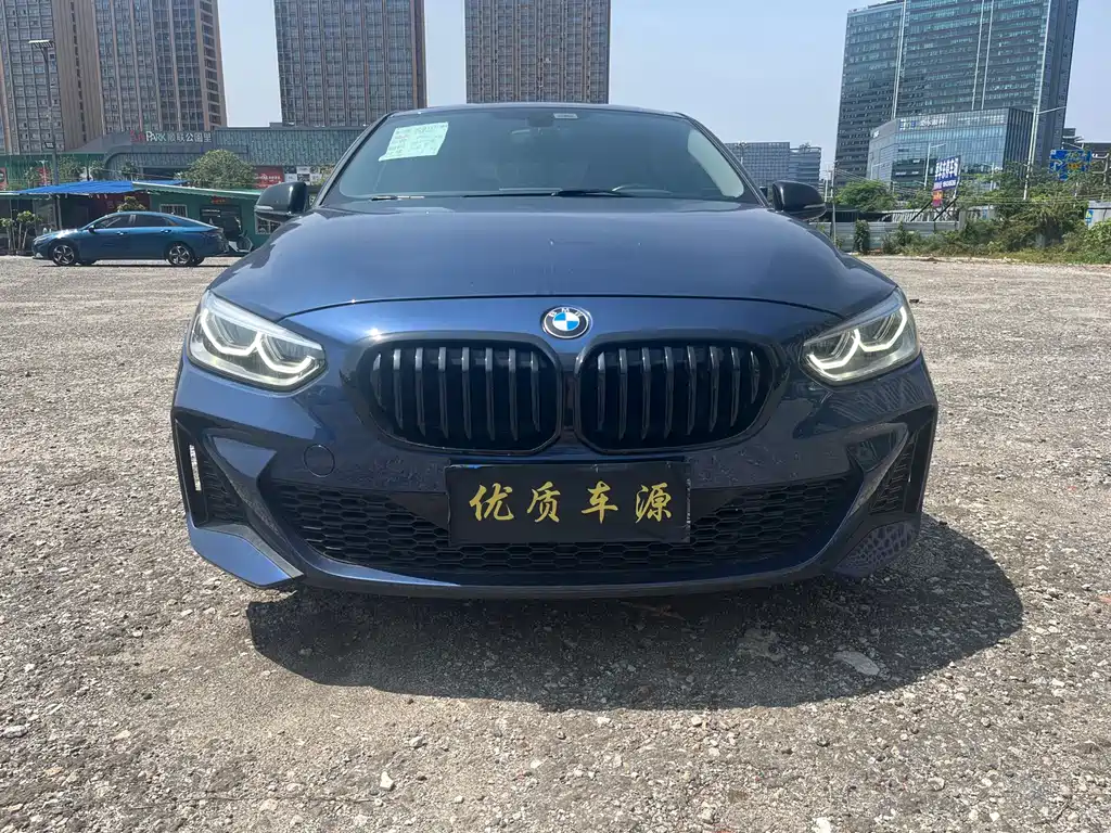 BMW 1 Series 2021