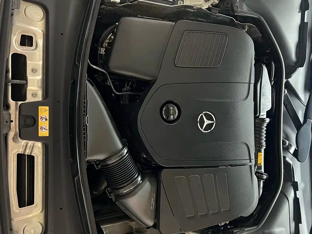 Mercedes-Benz C-Class — миниатюра 10