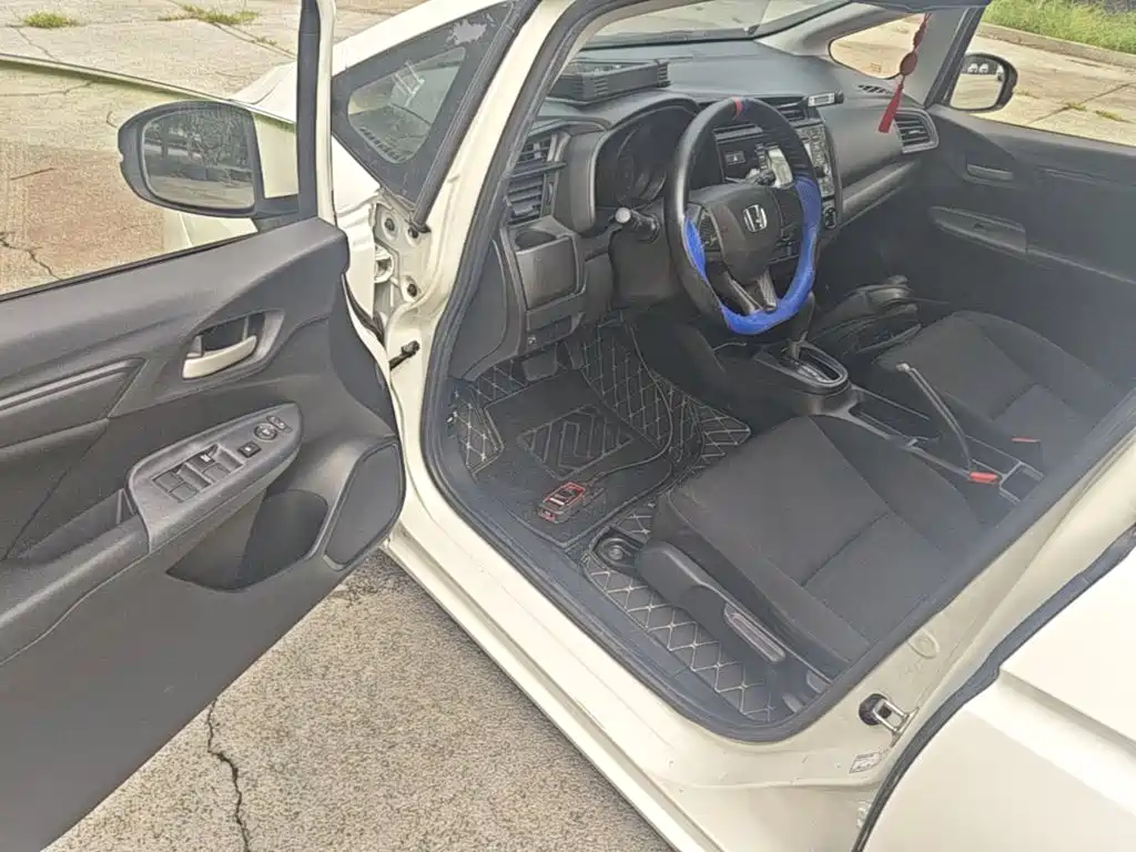 Honda Fit — миниатюра 16