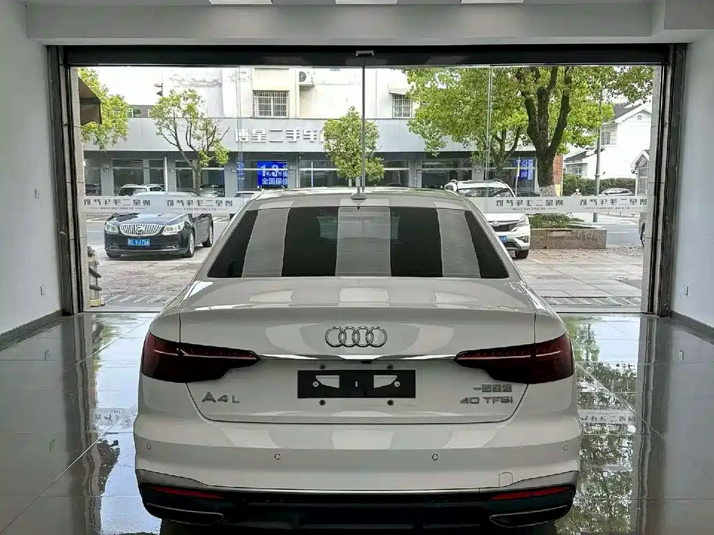 Audi A4L 2020 40 TFSI Fashion
