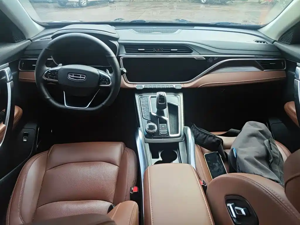 Geely Boyue — миниатюра 10