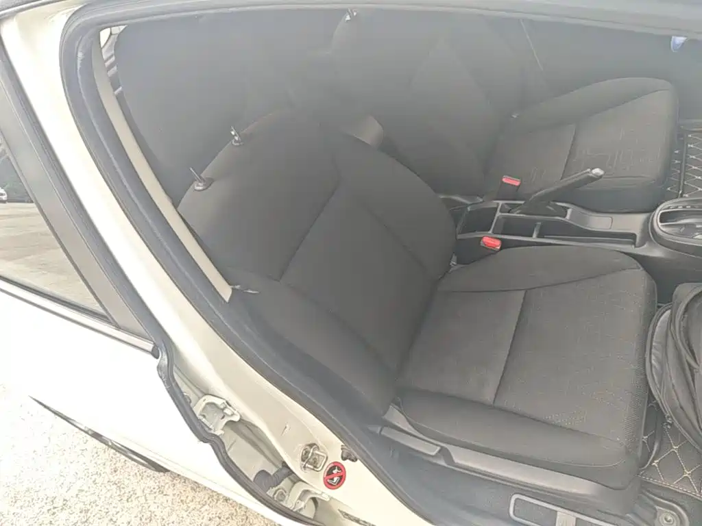 Honda Fit — миниатюра 25